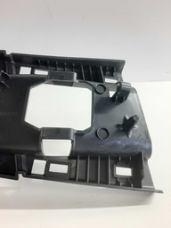 ACABAMENTO SUPERIOR ESQUERDO COLUNA CENTRAL CAPTUR 2017 A 20