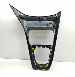 MOLDURA ACABAMENTO CONSOLE CENTRAL RENAULT CAPTUR 2017 A 20