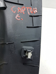 ACABAMANTO COLUNA DIANT ESQUERDA RENAULT CAPTUR 2017 A 2020