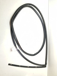 BORRACHA PORTA TRASEIRA DIREITA OPIRUS 04 A 09 DETALHE 