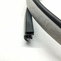 BORRACHA PORTA DIANTEIRA ESQUERDA KIA OPIRUS 3.8 2007 2008