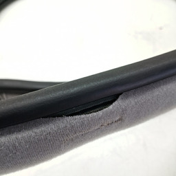 BORRACHA PORTA DIANTEIRA ESQUERDA KIA OPIRUS 3.8 2007 2008