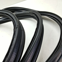 BORRACHA TAMPA TRASEIRA KIA OPIRUS 3.8 2007 2008 