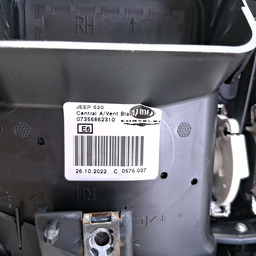 DIFUSOR AR CENTRAL JEEP RENEGADE  2022 2023 2024