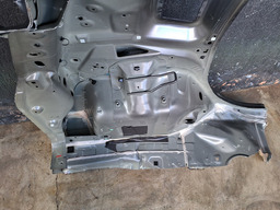 LATERAL ESQUERDA JEEP RENEGADE T270 2022 2023 2024 DETALHE