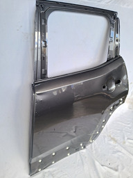 PORTA TRASEIRA ESQUERDA RENEGADE 2016 2017 2018/..DETALHE