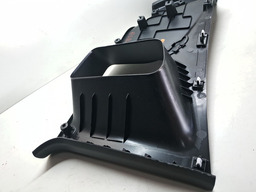 ACABAMENTO COLUNA TRASEIRA LADO ESQUERDO RENEGADE 2022 A 24