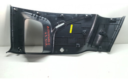 ACABAMENTO COLUNA TRASEIRA LADO DIREITO RENEGADE 2022 A 24