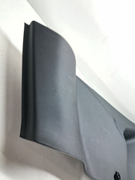 ACABAMENTO COLUNA TRASEIRA LADO DIREITO RENEGADE 2022 A 24