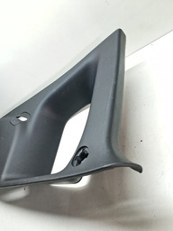 ACABAMENTO COLUNA TRASEIRA LADO DIREITO RENEGADE 2022 A 24