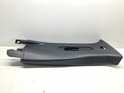 ACABAMENTO COLUNA CENTRAL DIREITO RENEGADE T270 2022 A 2024