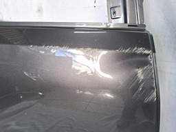 PORTA TRASEIRA DIREITA RENEGADE 2016 2017 2018/..DETALHE 