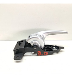 MAÇANETA INTERNA DIANTEIRA DIREITA RENEGADE T270 2022 A 24