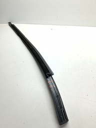 PESTANA EXTERNA TRAS ESQ RENEGADE T270 2022 A 2024 DETALHE