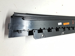 FRISO COLUNA PORTA TRAS ESQUERDA RENEGADE T270 2022 A 2024