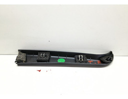 ACABAMENTO INTERNO PORTA TRAS ESQUERDO RENEGADE 2020/