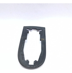 MOLDURA SUPORTE MAÇANETA EXTERNA RENEGADE T270 2022 2023 24