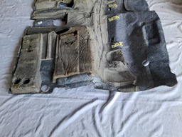 FORRO CARPETE ASSOALHO TRASEIRO RENEGADE T270 2022 2023 24