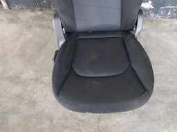 BANCOS DIANTEIRO DIREITO JEEP RENEGADE 2016/ ESTRUTURA TORTA