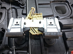 MÁQUINA VIDRO ELÉTRICO TRAS DIR RENEGADE 1.8 2017 A 2021