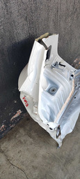 LATERAL TRASEIRA ESQUERDA RENAULT KWID 1.0 3CC DETALHE 