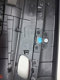 FORRO PORTA DIANTEIRA DIREITA RENAULT KWID 1.0 2022 A 2024