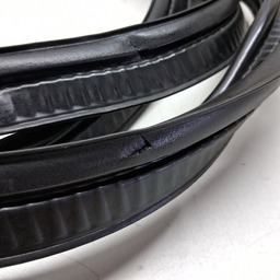 BORRACHA TAMPA TRASEIRA RENAULT KWID 1.0 2022 2023 2024 