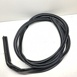 BORRACHA TAMPA TRASEIRA RENAULT KWID 1.0 2022 2023 2024 