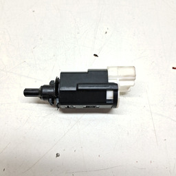 INTERRUPTOR ELETRICO PEDAL KWID 1.0 2022 A 2024 253205115R