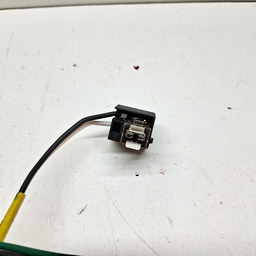 CHICOTE FAROL INFERIOR RENAULT ORIGINAL 2022 2023 2024 