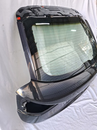 TAMPA TRASEIRA AUDI Q3 / RS Q3 2013 A 2019