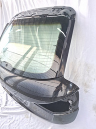 TAMPA TRASEIRA AUDI Q3 / RS Q3 2013 A 2019