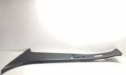 MOLDURA ACABAMENTO COLUNA CENTRAL ESQUERDO KWID 2022 A 2024