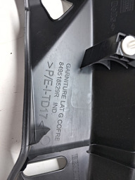 SOLEIRA PORTA TRASEIRA ESQUERDA RENAULT KWID ZEN 2022 A 2024