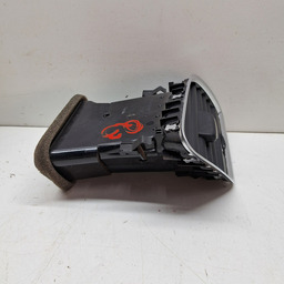 DIFUSOR AR LATERAL DIREITA AUDI Q3 1.4 TFSI 2015 A 2019