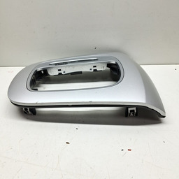 MOLDURA ACABAMENTO TRAMBULADOR AUDI Q3 1.4 TFSI 2015 A 2019