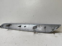 ACABAMENTO PORTA TRASEIRA DIREITA AUDI Q3 1.4 TSFI 2017/2019