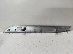 ACABAMENTO PORTA TRASEIRA DIREITA AUDI Q3 1.4 TSFI 2017/2019