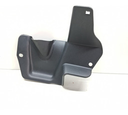 ACABAMANTO COLUNA DIR AUDI Q3 1.4 TFSI 2015 A 2019