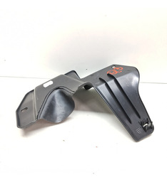 ACABAMANTO COLUNA DIR AUDI Q3 1.4 TFSI 2015 A 2019