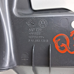 ACABAMANTO COLUNA DIR AUDI Q3 1.4 TFSI 2015 A 2019