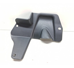 ACABAMANTO COLUNA DIR AUDI Q3 1.4 TFSI 2015 A 2019