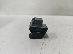 BOTÃO VIDRO PORTA TRASEIRA DIREITA AUDI Q3 1.4 TSFI 17/19