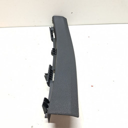 ACABAMENTO COLUNA PORTA DIANT DIR AUDI Q3 1.4 TFSI 2015 A 19