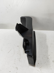 ACABAMENTO CHURRASQUEIRA TRASEIRA DIREITA AUDI Q3 TSFI 1.4