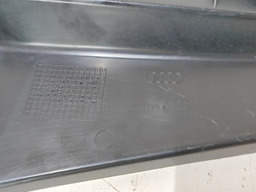 ACABAMENTO CHURRASQUEIRA TRASEIRA DIREITA AUDI Q3 TSFI 1.4