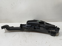 GUIA PARA-CHOQUE TRASEIRO DIREITO AUDI Q3 TSFI 1.4 2017/2019