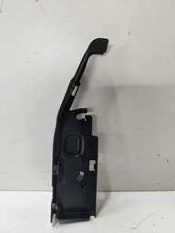 ACABAMENTO DOBRADIÇA ESQUERDO AUDI Q3 TSFI 1.4 15/19