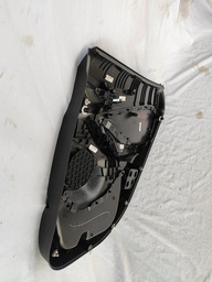 FORRO PORTA TRASEIRA ESQUERDA TRACKER 2020 2021 2022/..