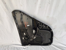 FORRO PORTA TRASEIRA ESQUERDA TRACKER 2020 2021 2022/..